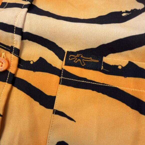 Retro Rifle Shirt Men Medium Orange Black Tiger Animal Print Hunting Safari - Picture 4 of 11